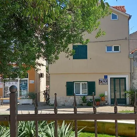 Stela * Vodice